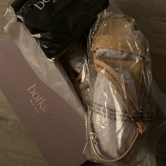 Botkier Island Espadrille Sandals - Picture 4 of 5